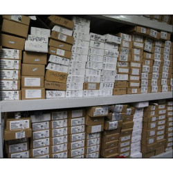 10PCS RGL34J-E3/98 DIODE GPP 0.5A 600V 250NS GL34 RGL34 34J-E RGL34J RGL34J-E